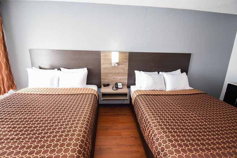 Bedroom 3, Quality Inn & Suites Sulphur Springs, Hopkins
