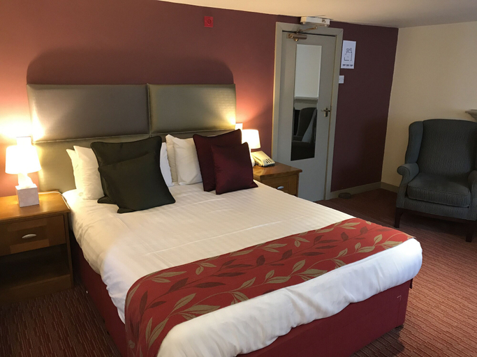 Bedroom 3, Deddington Arms, Oxfordshire