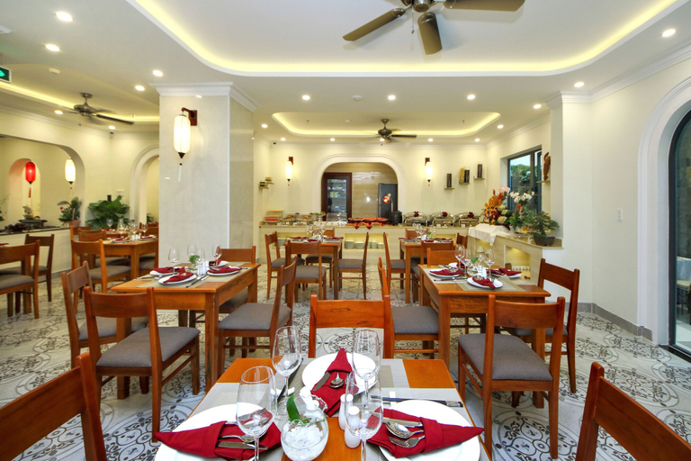 Food & Drinks 5, Uptown Hoi An Hotel, Da Nang