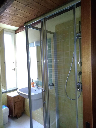 Bathroom 5, La Corte di Lucina, Oristano