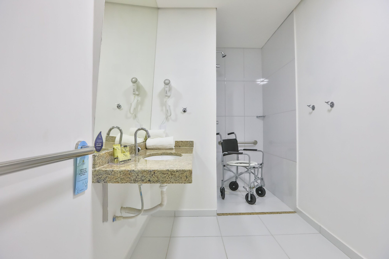 Bathroom 5, Nobile Inn Meridional Cariacica, Cariacica