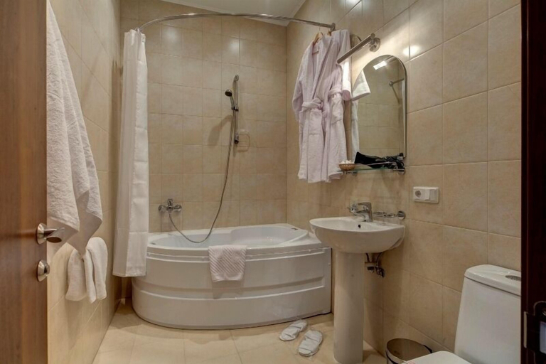 Bathroom 4, A'capella, Sankt-Peterburg gorsovet