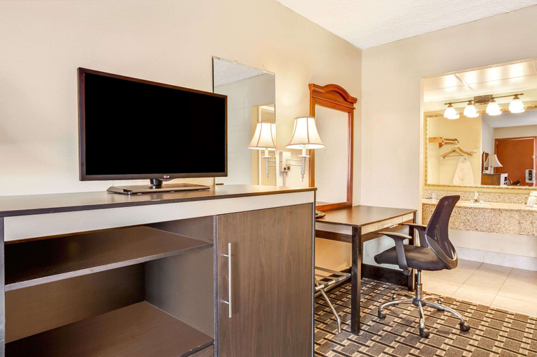 Others 5, Knights Inn Mount Laurel, Burlington