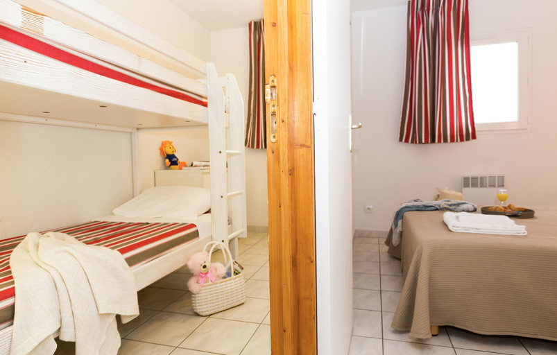 Bedroom 2, Résidence Odalys Domaine des Hauts de Salavas, Ardèche