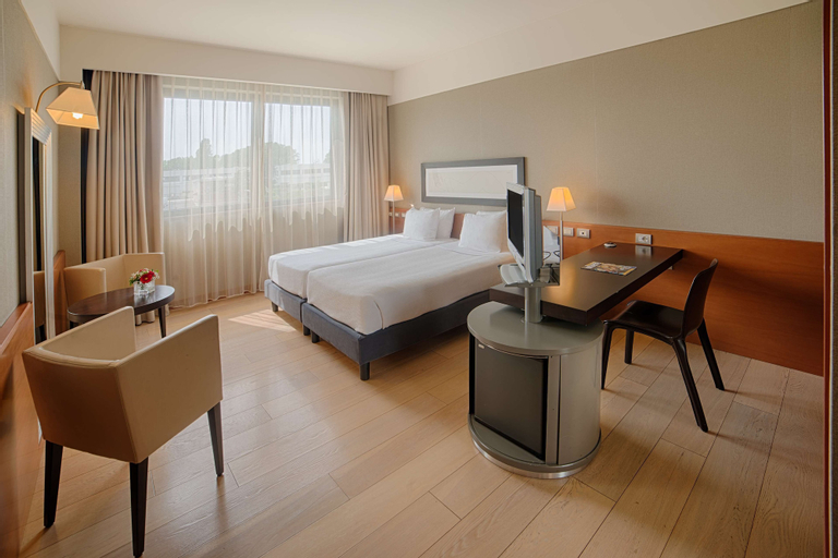 Bedroom 13