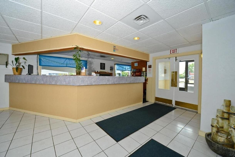 Public Area 3, Travelers Inn, Hastings