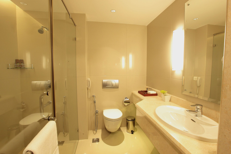 Bathroom 5, Monsoon Empress, Ernakulam