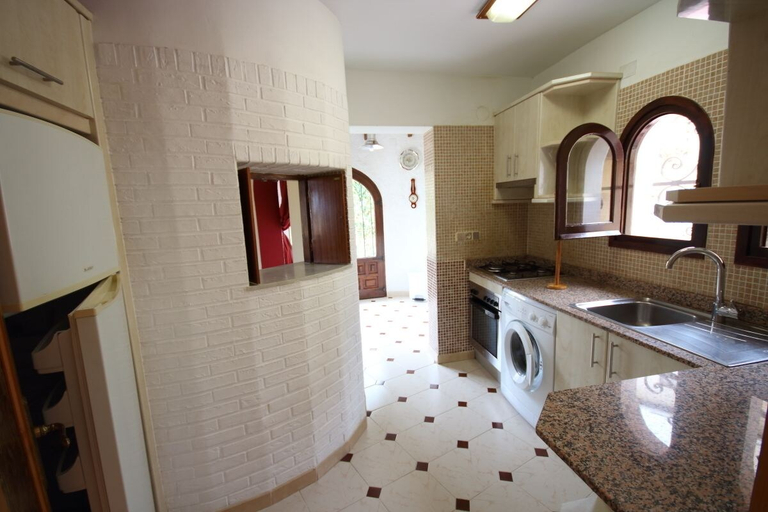Others 5, Villa Tosal - Plaza Mayor, Alicante