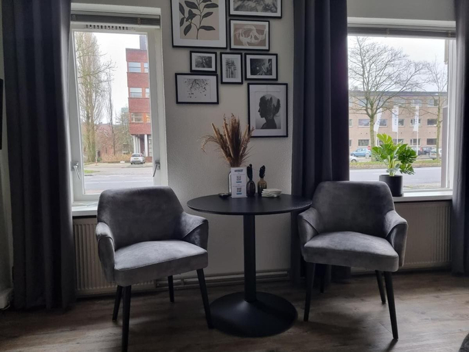 Others 4, Studio Trenz for two - Groningen Center, Groningen