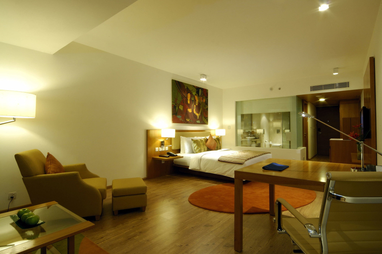 Bedroom 3, Radisson Blu Plaza Hotel Hyderabad Banjara Hills, Ranga Reddy