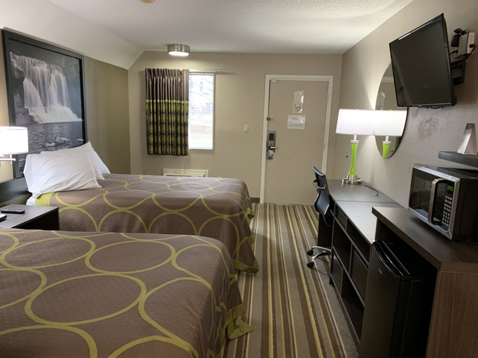 Bedroom 4, Super 8 by Wyndham Brownsburg, Hendricks
