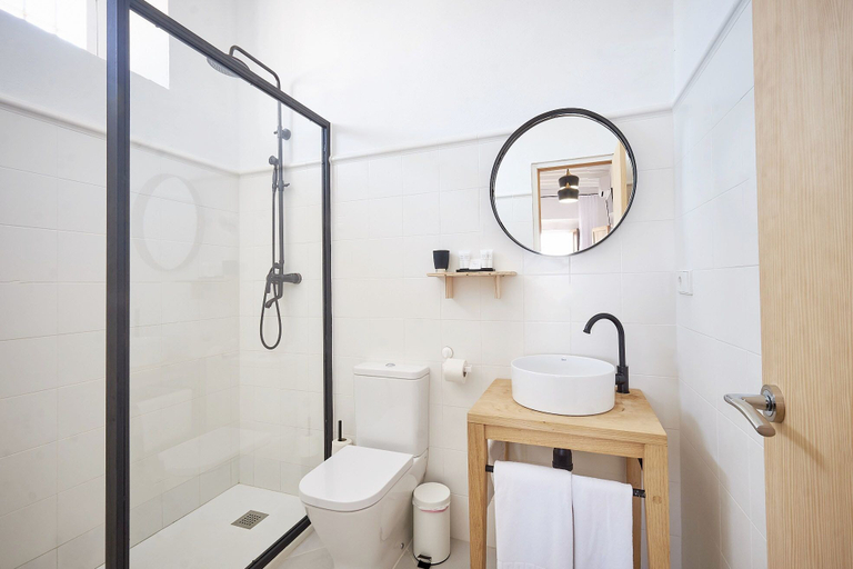 Bathroom 4, Bekkeh, Cádiz