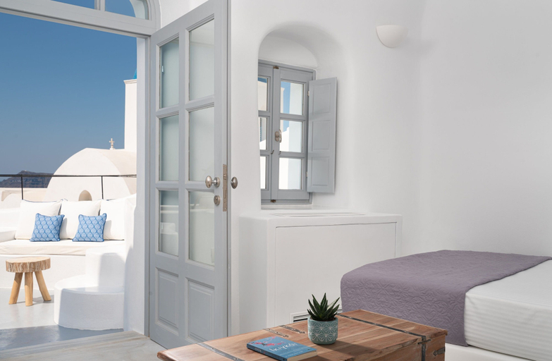 Bedroom 3, Oia Spirit Studios by Mary D Nomikou, South Aegean