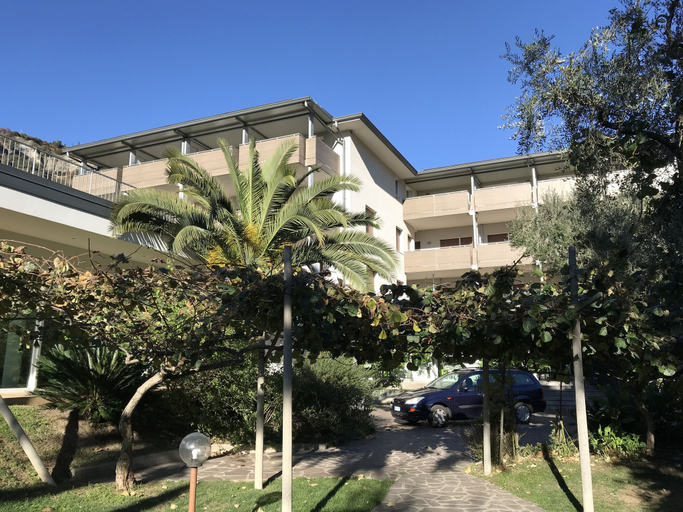 Exterior & Views 2, Hotel Villa Franca, Trento