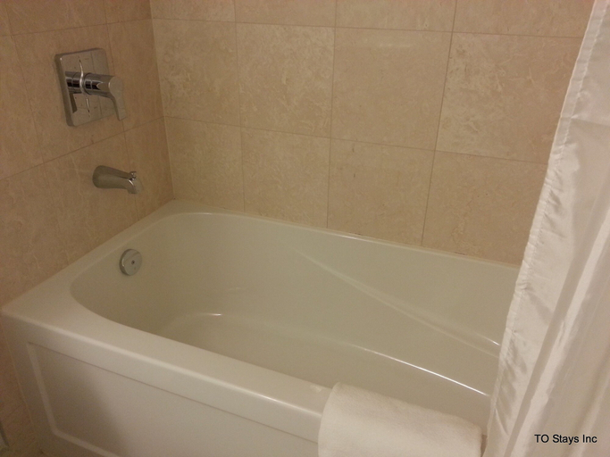 Bathroom 4, TO Stays - York and Lakeshore, Toronto
