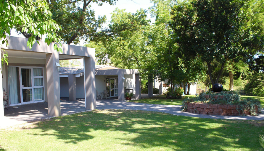 Exterior & Views 2, Paarl Nuwerus Lodge, Cape Winelands