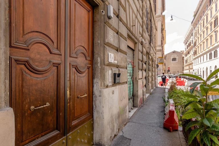 Exterior & Views 2, Unique Guesthouse, Rome