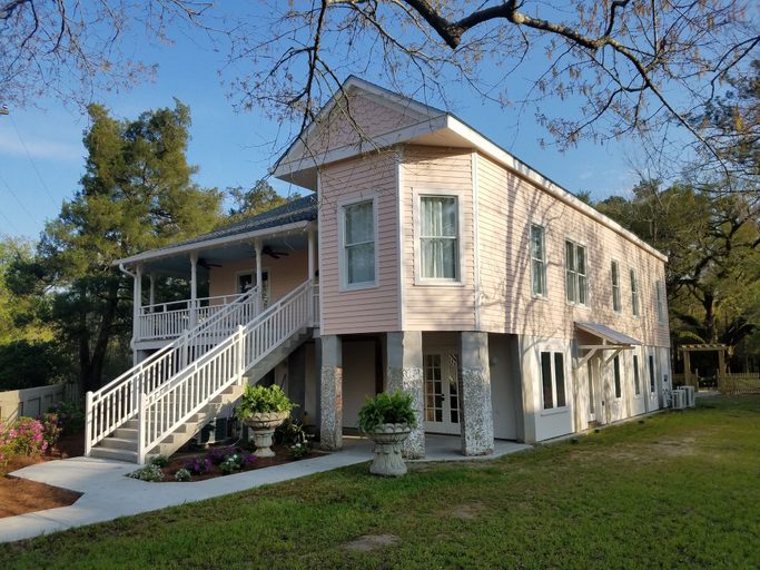 Exterior & Views 1, Abita Springs Hotel, Saint Tammany