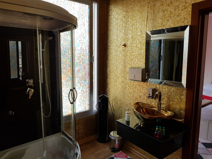 Bathroom 5, Ismira Hotel Ankara, Çankaya