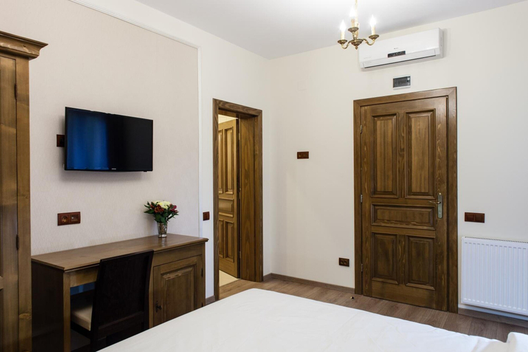 Bedroom 4, Pensiunea Kant, Sibiu