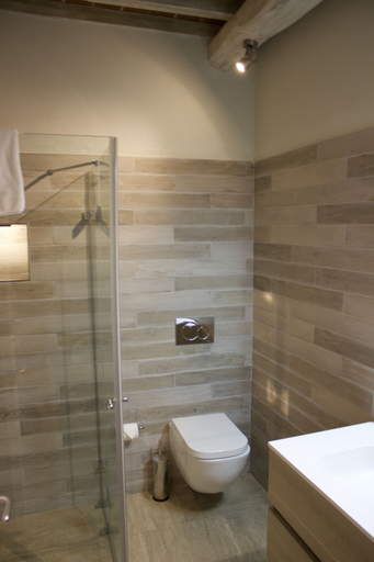 Bathroom 5, Borgo Argiano, Siena