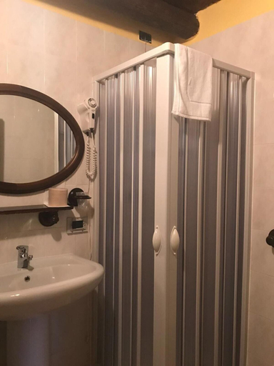 Bathroom 3, La Locanda di San Francesco, Potenza
