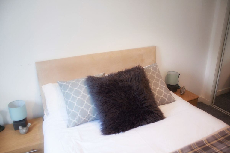 Bedroom 4, Be My City Apartment, Edinburgh