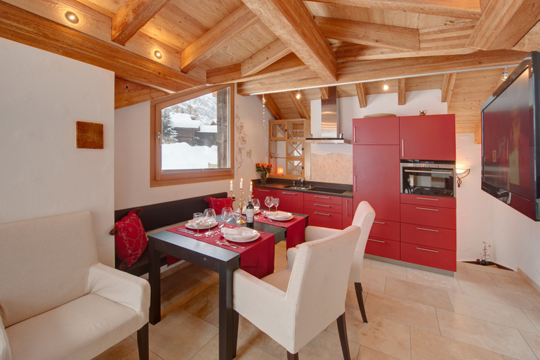 Others 5, Chalet Alpoase, Visp