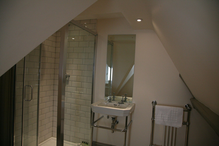 Bathroom 3, Thornton Manor Estates, Wirral