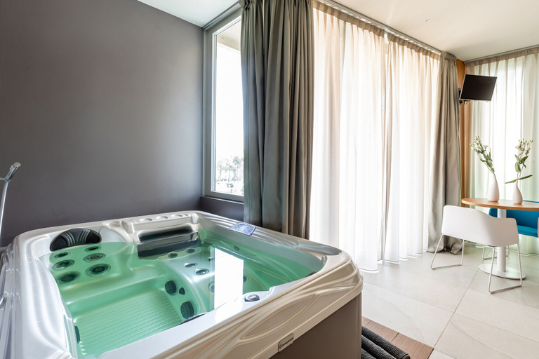 Bathroom 4, Anusca Palace Hotel, Bologna