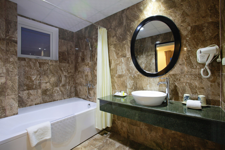 Bathroom 5, Hoian Sincerity Hotel & Spa, Da Nang