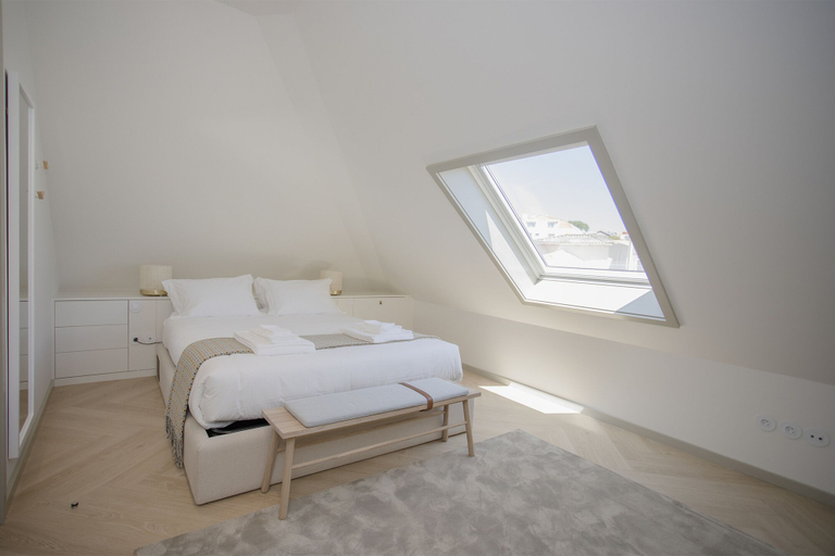 Bedroom 3, Liiiving in Porto - Luxury Beachfront Apartment VI, Porto