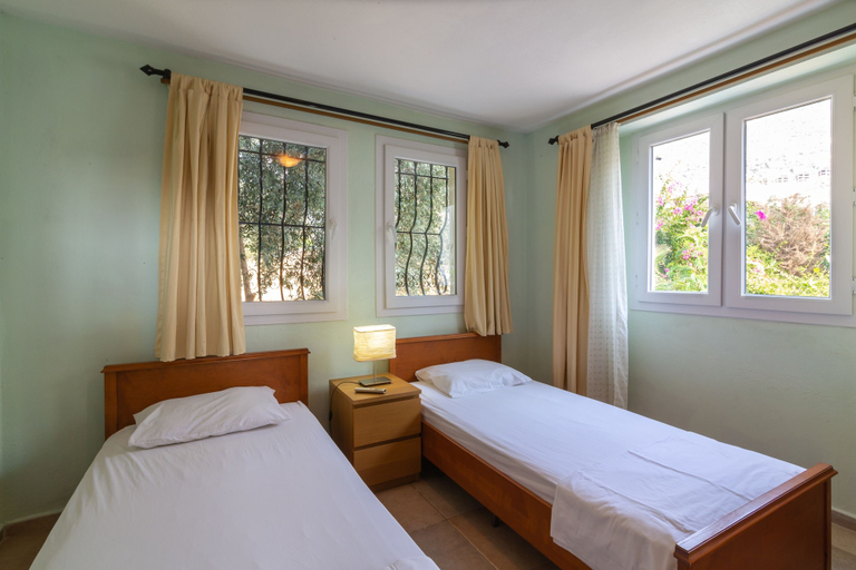 Bedroom 3, Korsan Apartments, Kaş
