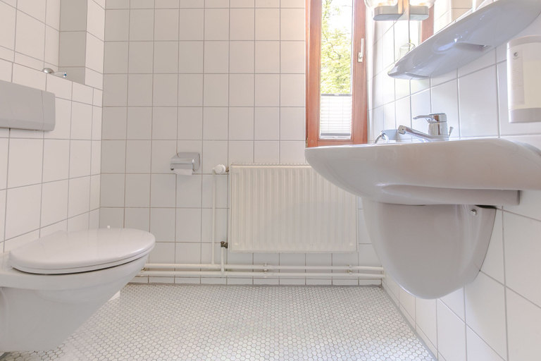 Bathroom 5, Hotel Johnsburg, Uelzen