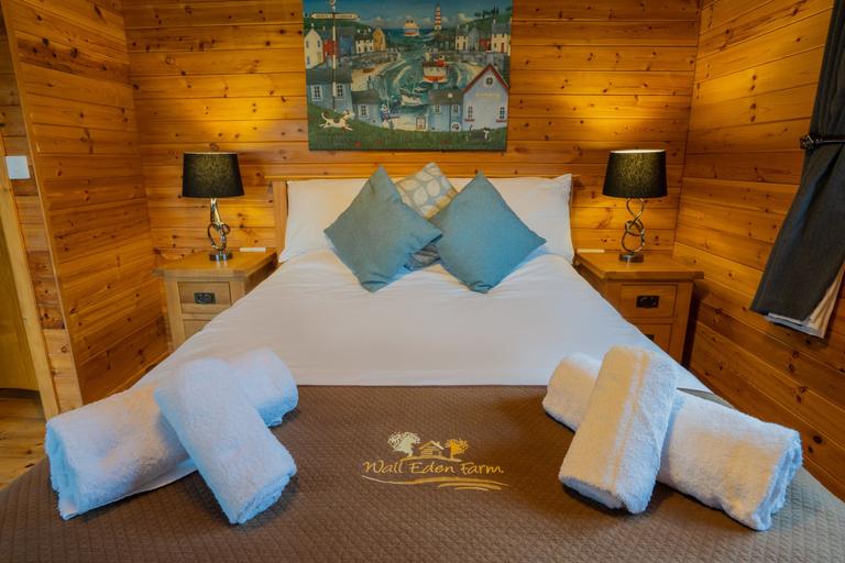 Bedroom 2, Wall Eden Farm, Somerset