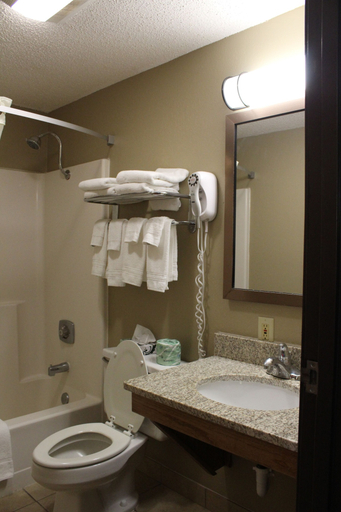 Bathroom 4, Super 8 by Wyndham Kearney, Buffalo