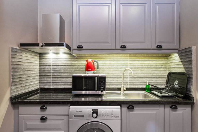Private kitchenette 5, Studio with Hot Tub, Beyoğlu