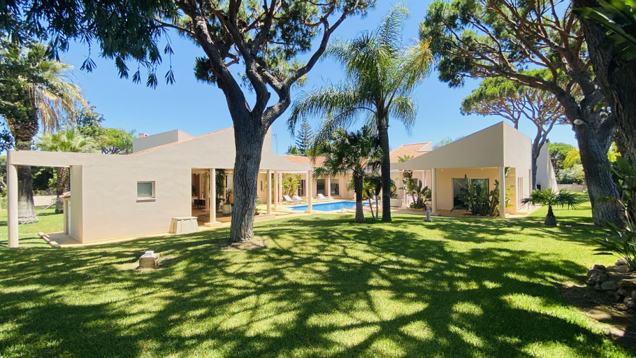 Exterior & Views, Seventies CIP, Loulé