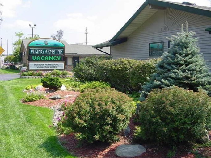 Others 4, Viking Arms Inn, Mason