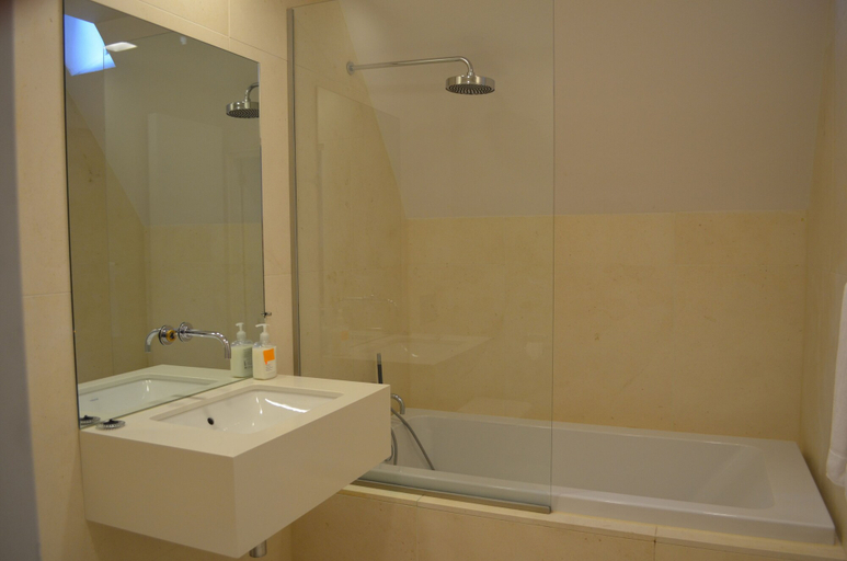 Bathroom 4, Rembrandtplein B&B, Amsterdam