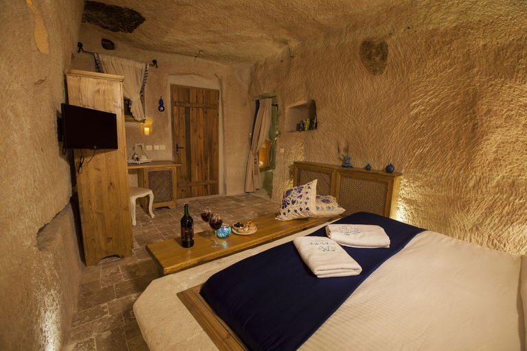 Bedroom 3, Azure Cave Suites, Nevşehir