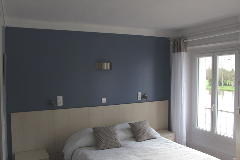 Bedroom 4, Village Vacances La Vallée de l'Yonne, Yonne