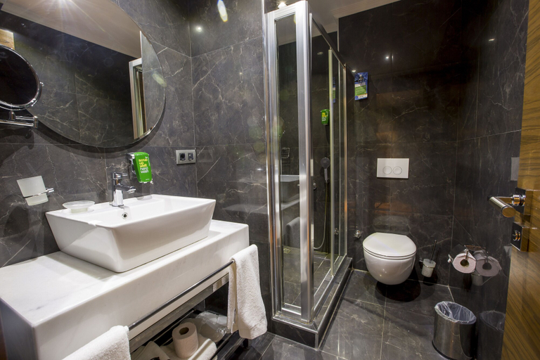 Bathroom 5, Park Inn by Radisson Istanbul Asia Kavacik, Beykoz