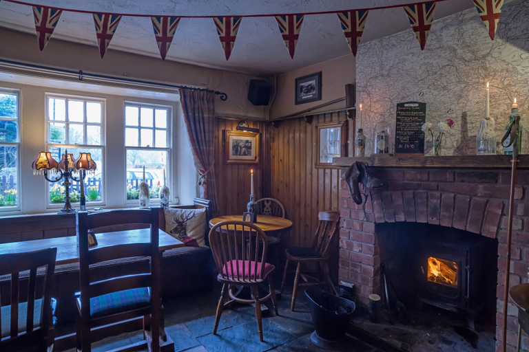 Others 4, The Peak Hotel, Derbyshire