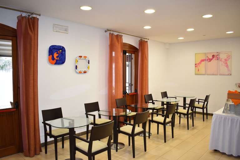Food & Drinks 5, Il Portico, Trapani