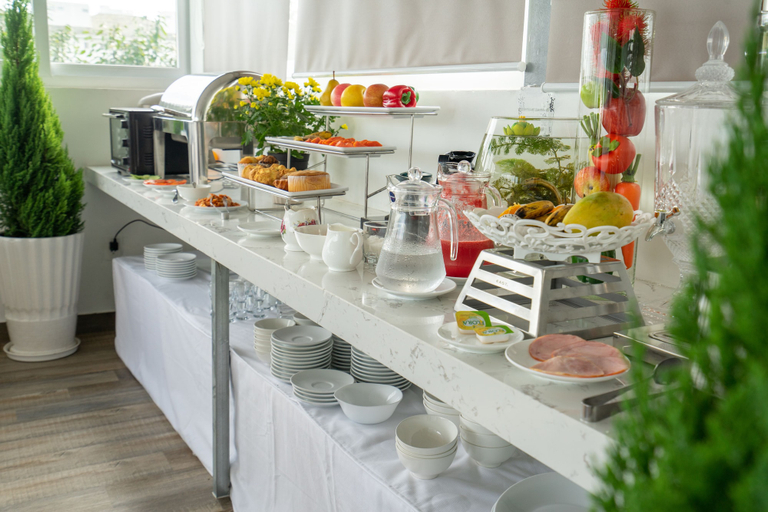 Food & Drinks 4, Parkhill Hotel & Apartment, District 7