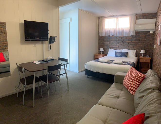 Bedroom 2, Bendigo McIvor Motor Inn, Gr. Bendigo - Inner East