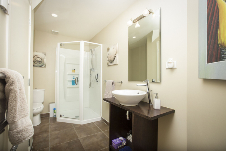Bathroom 3, Tahi Lodge - Matakana Coast, Rodney