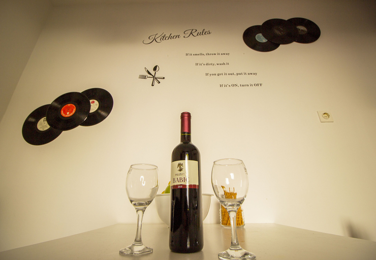 Food & Drinks, Hostel Omiš, Omiš