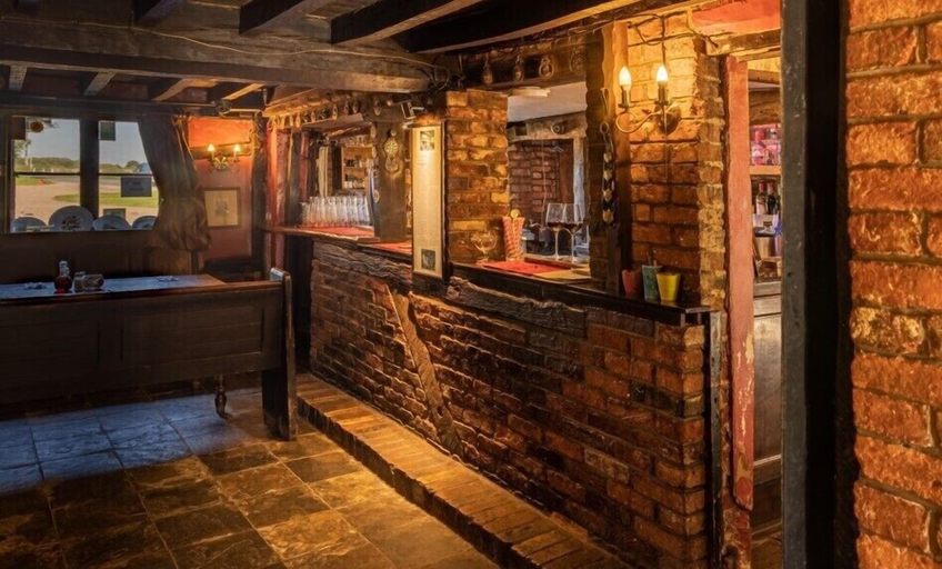 Others 5, The Leagate Inn, Lincolnshire